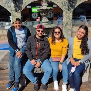 Meet your Posher, Hilda